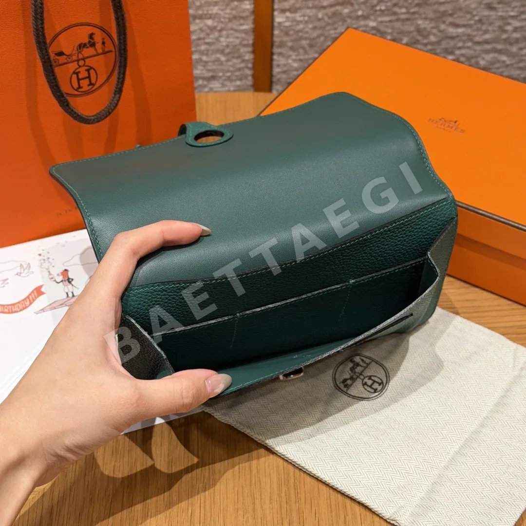 에르메스 마카치테 토고 가죽 여권 지갑 상세 이미지 5