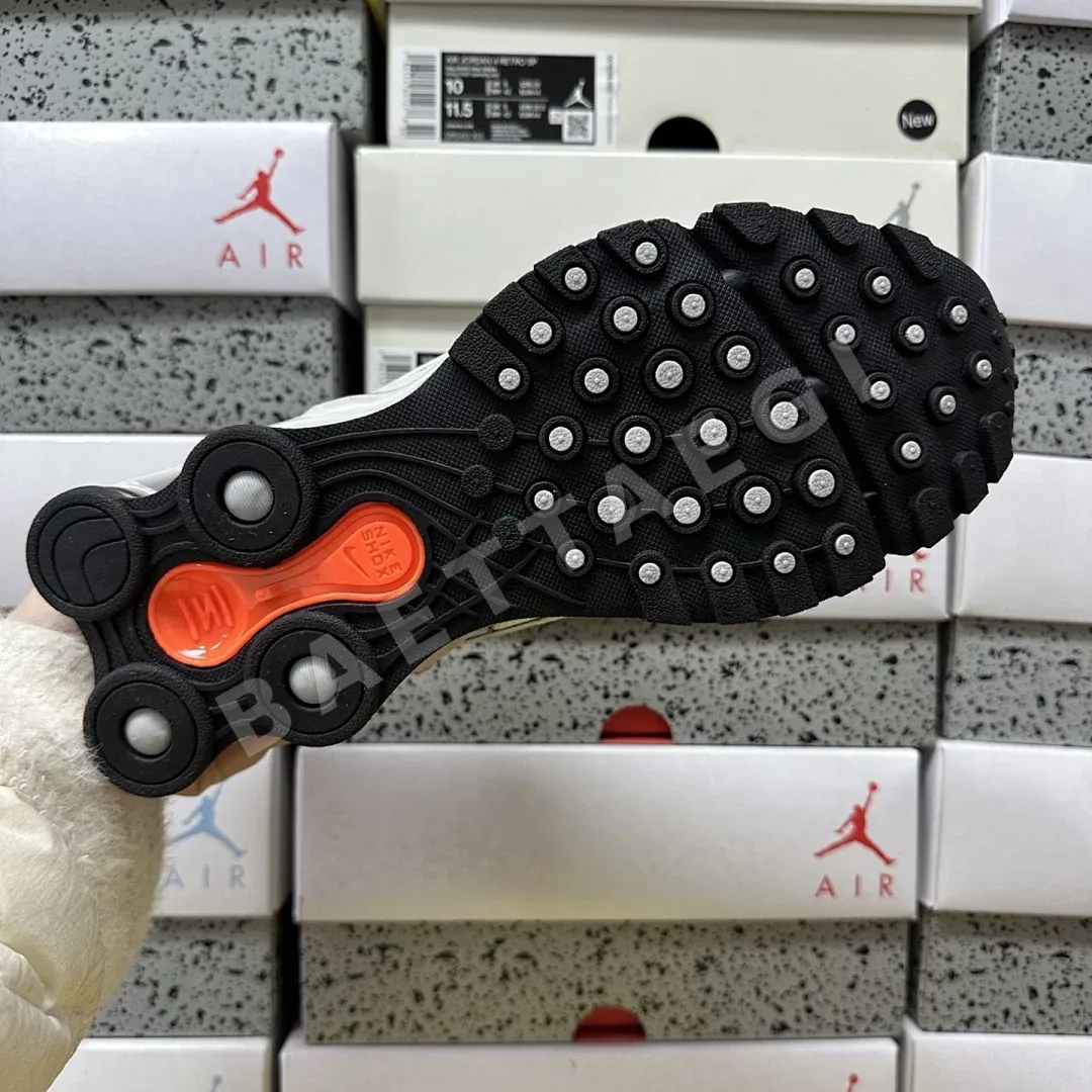 나이키 [WM] 샥스 IO4396-002 201358 Nike Shox Ride 2 Black 상세 이미지 11