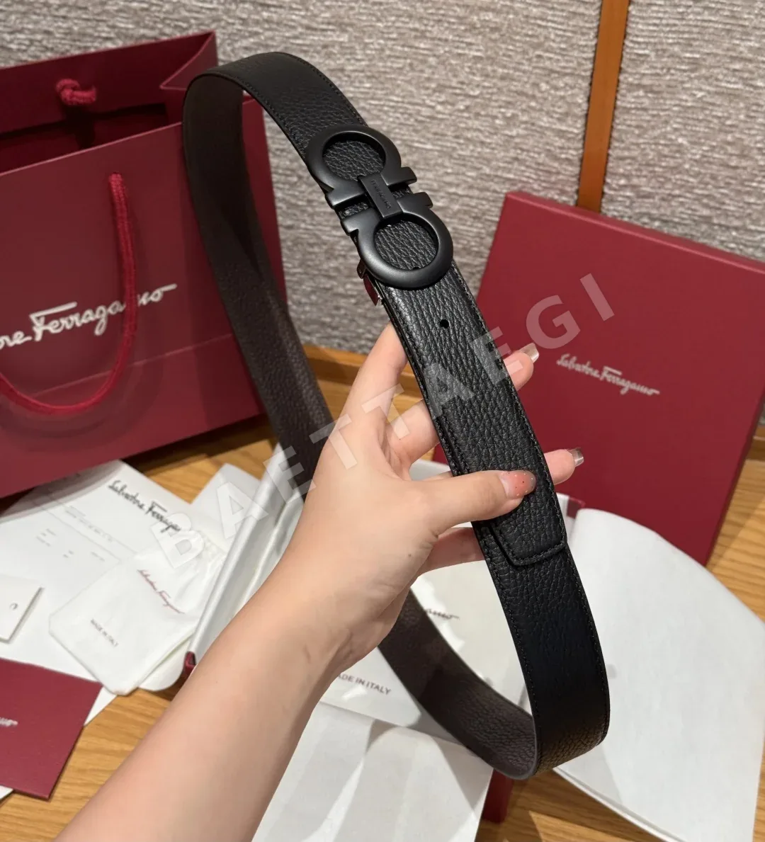 페레가모 간치니 메탈 버클 양면 가죽 벨트 상세 이미지 4