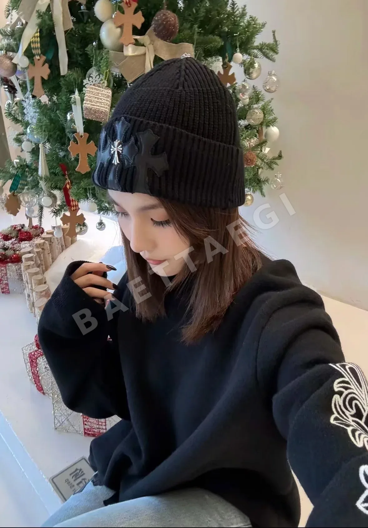 크롬하츠 자수 캐시미어 남성 긴팔 스웨터 상세 이미지 6