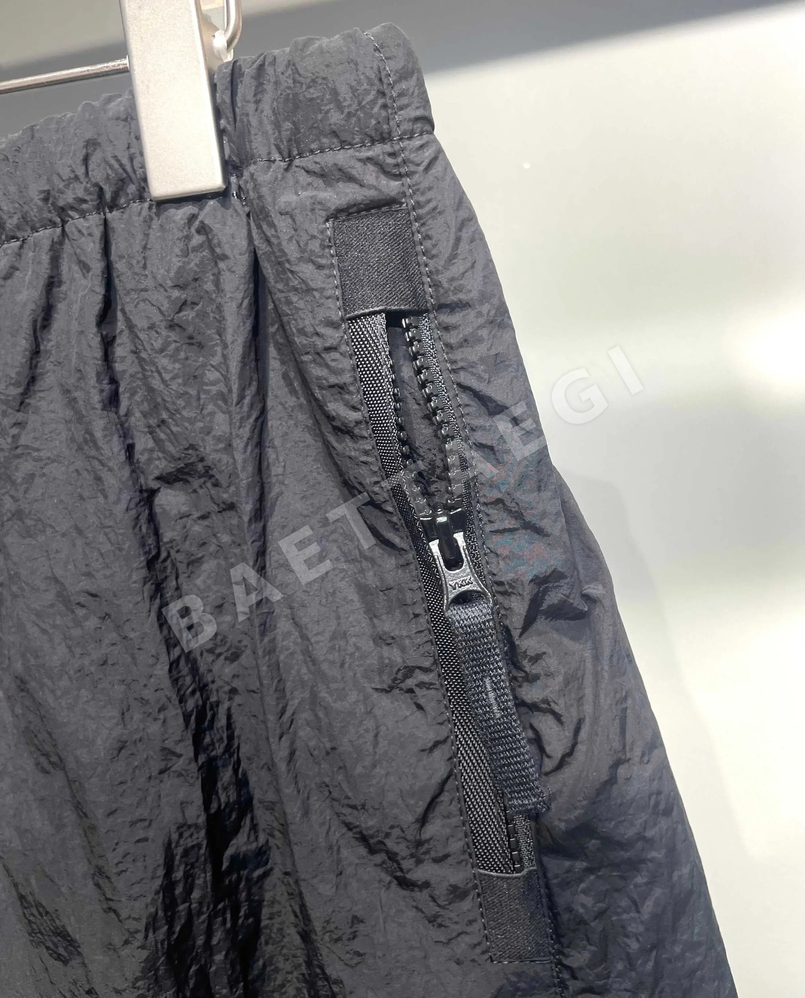 스톤아일랜드 남성 반바지 51352 Stone Island Shorts 상세 이미지 9