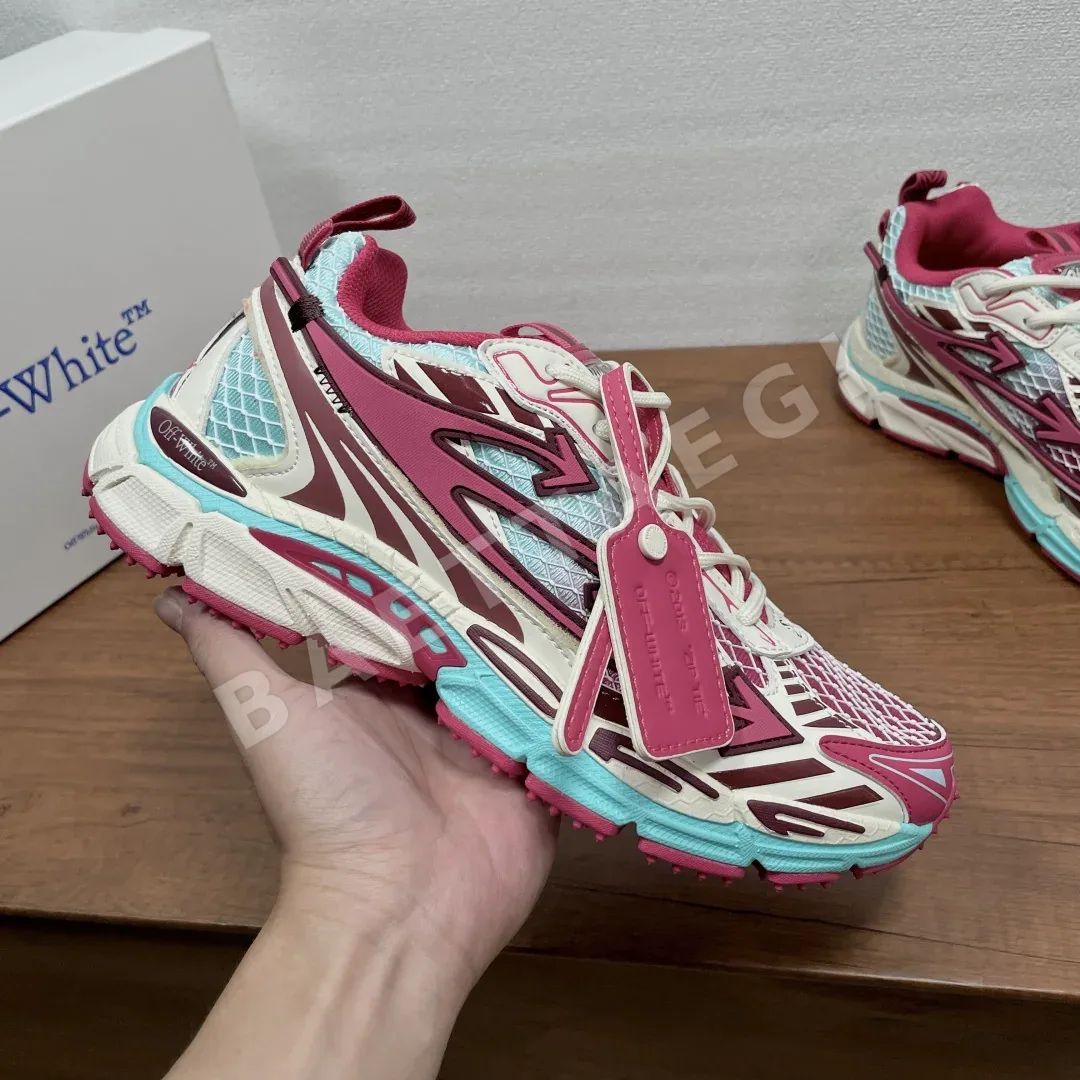 오프화이트 스니커즈 화살표 디자인 상세 이미지 4