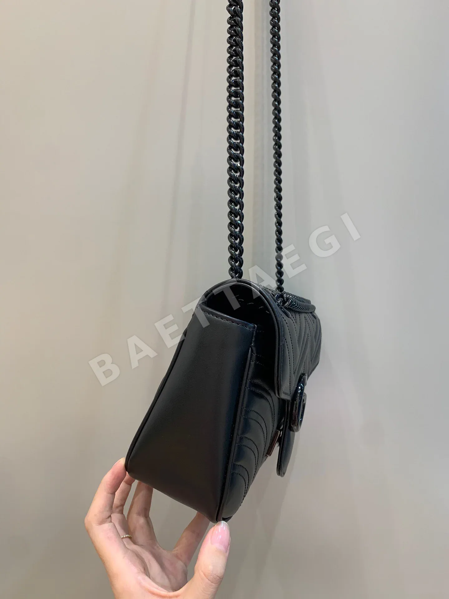 구찌 마카롱 블랙 가죽 숄더백 26CM443497 상세 이미지 6