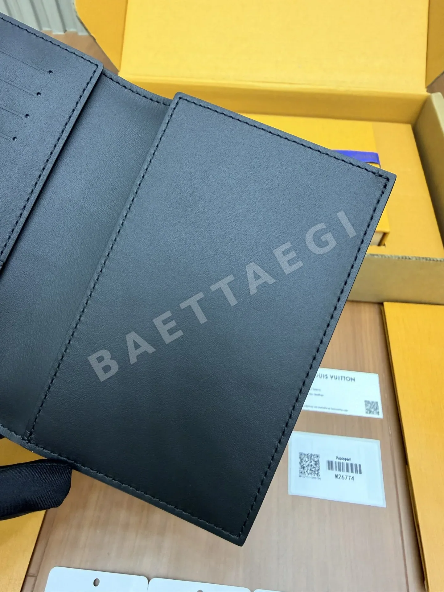 루이비통 올 스틸 지갑 상세 이미지 8