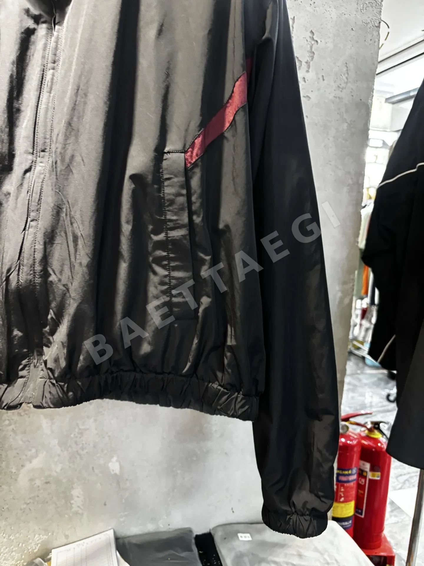 발렌시아가 남성 자켓 상세 이미지 17