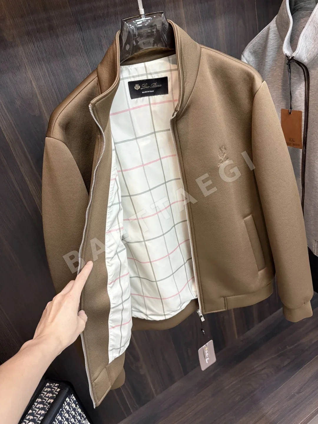 로로피아나 에어 코튼 스탠드 카라 자켓 상세 이미지 3