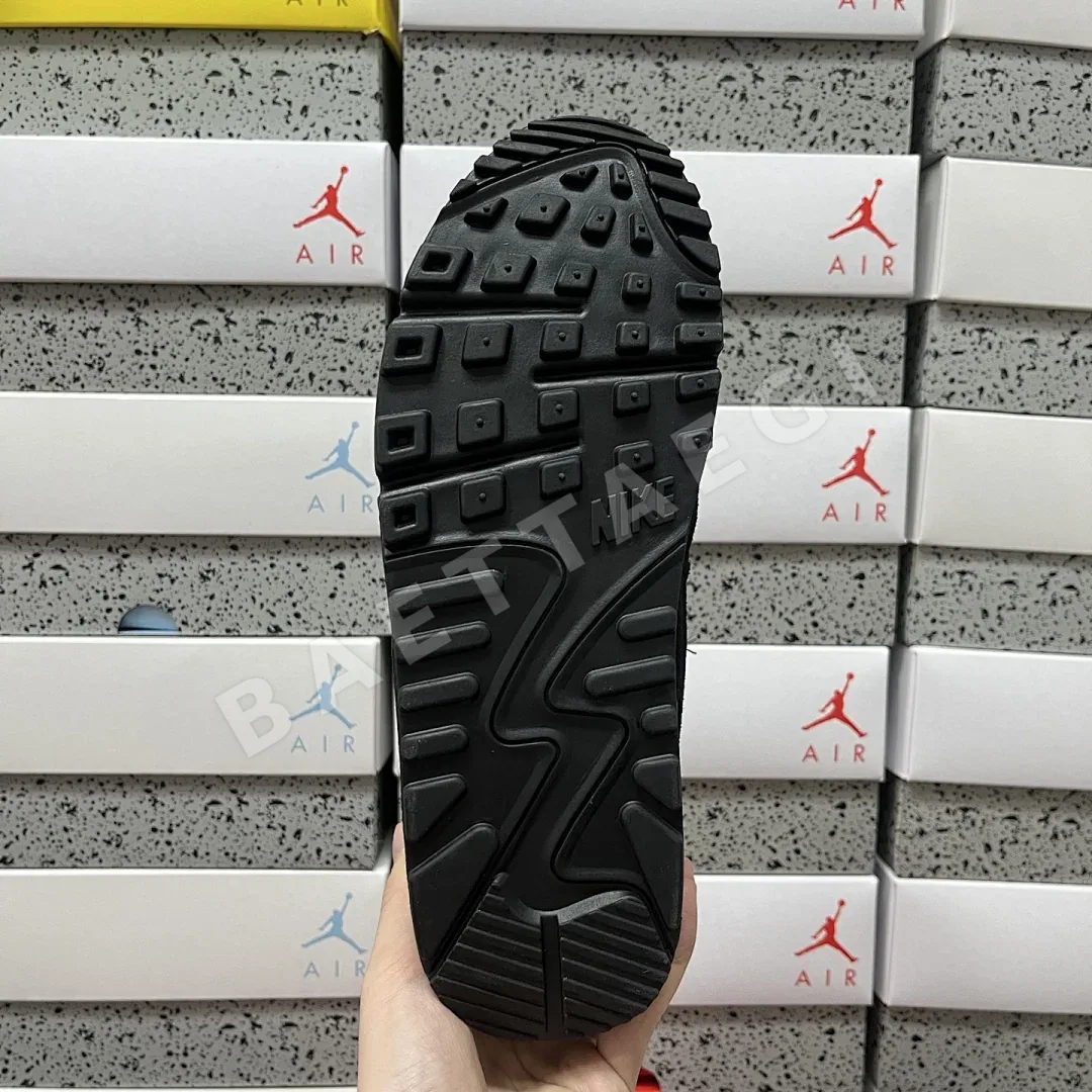 나이키 [XY] 에어 맥스 90 FQ2377-001 201051 Nike Air Max 90 Black Volt Cool Grey 상세 이미지 3