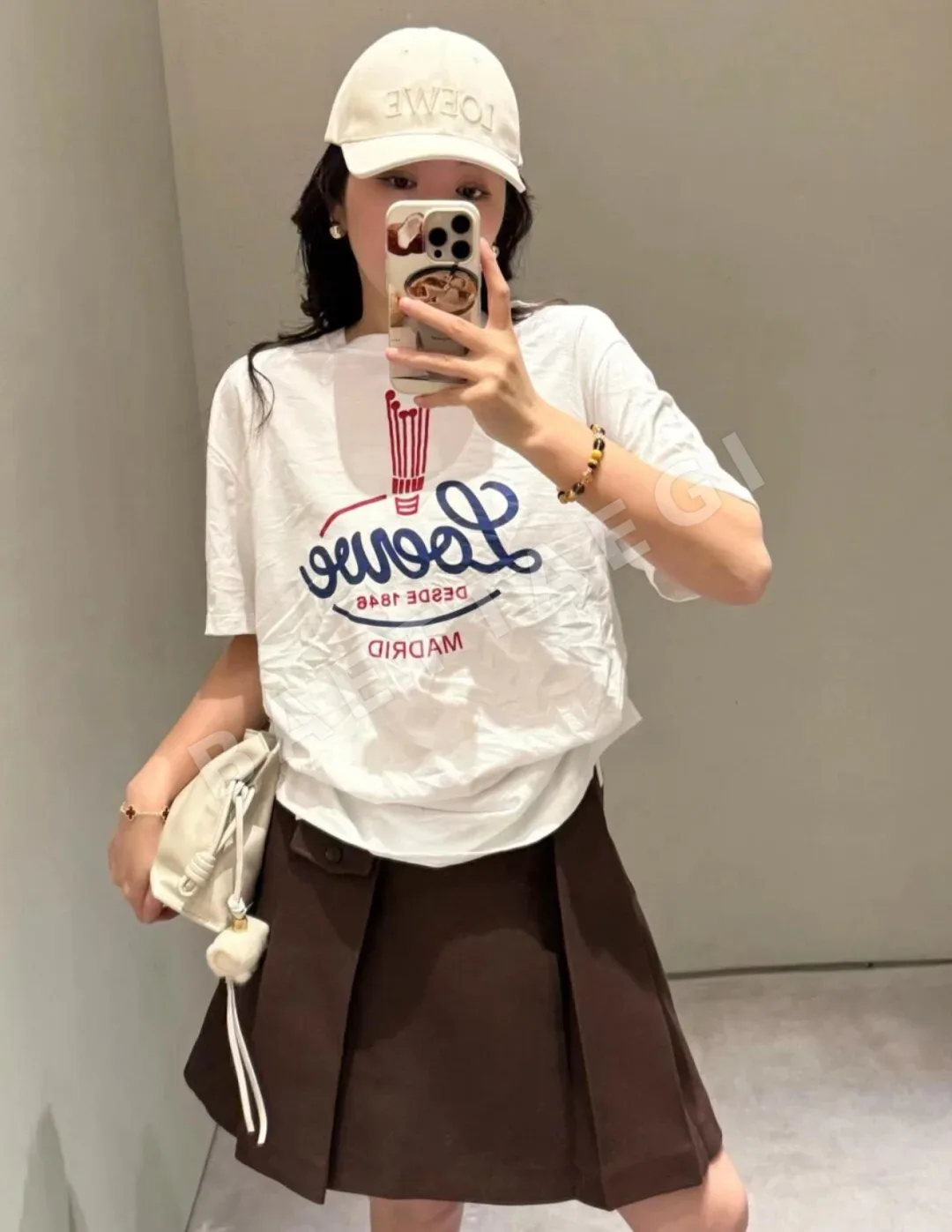 로에베 여성 반팔 52212