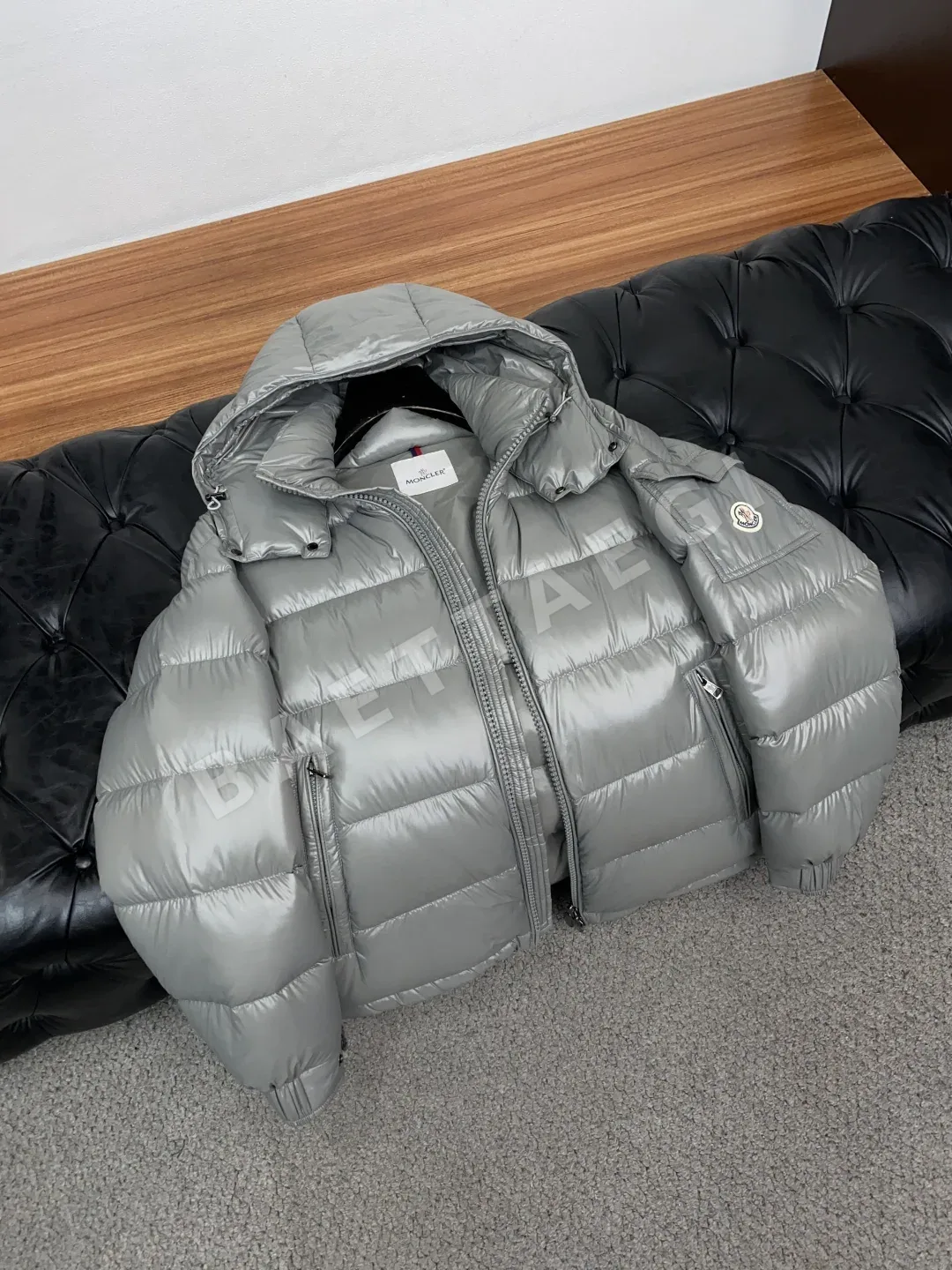 몽클레르 마야(Moncler Maya) 후드 쇼트 다운 자켓 상세 이미지 8