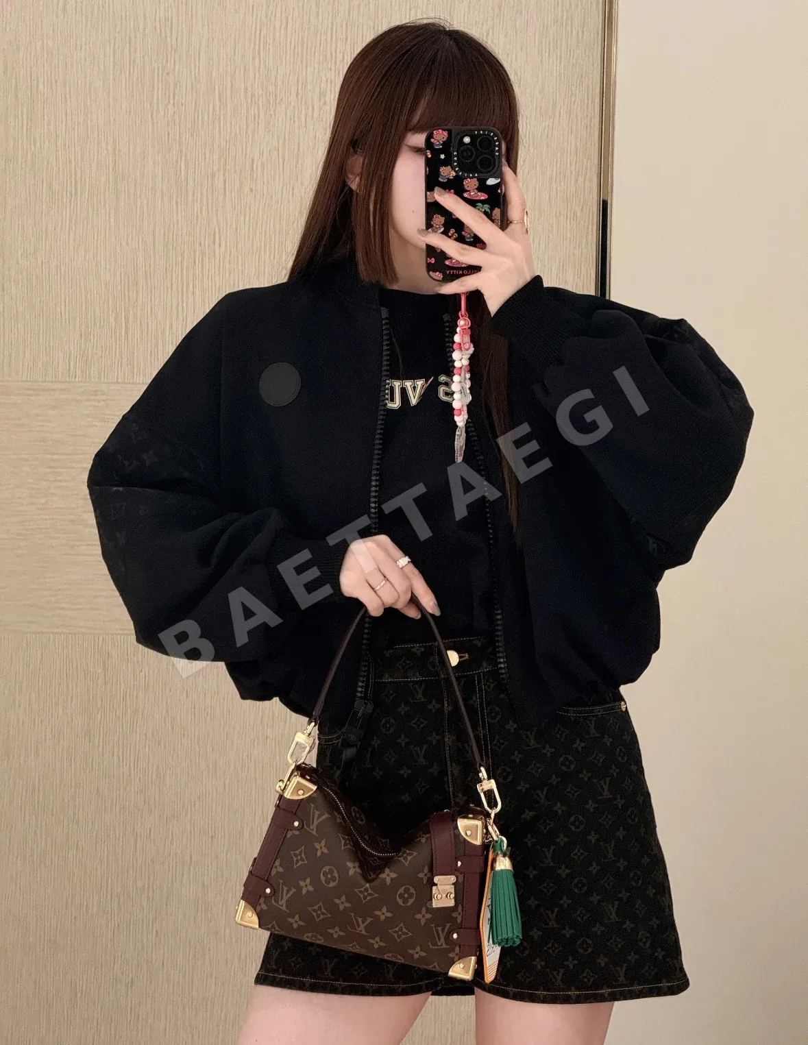 루이비통 스탠드 카라 메시 배색 여성 자켓 135340