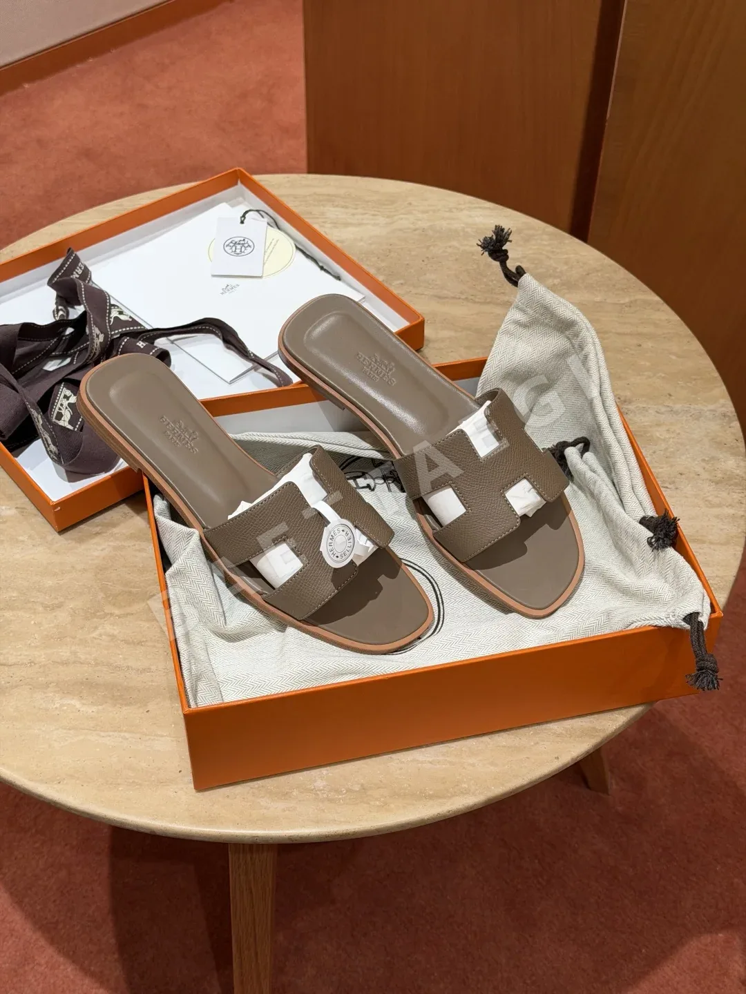 에르메스 오란 샌들 Calfskin 클래식 H 컷아웃 상세 이미지 5