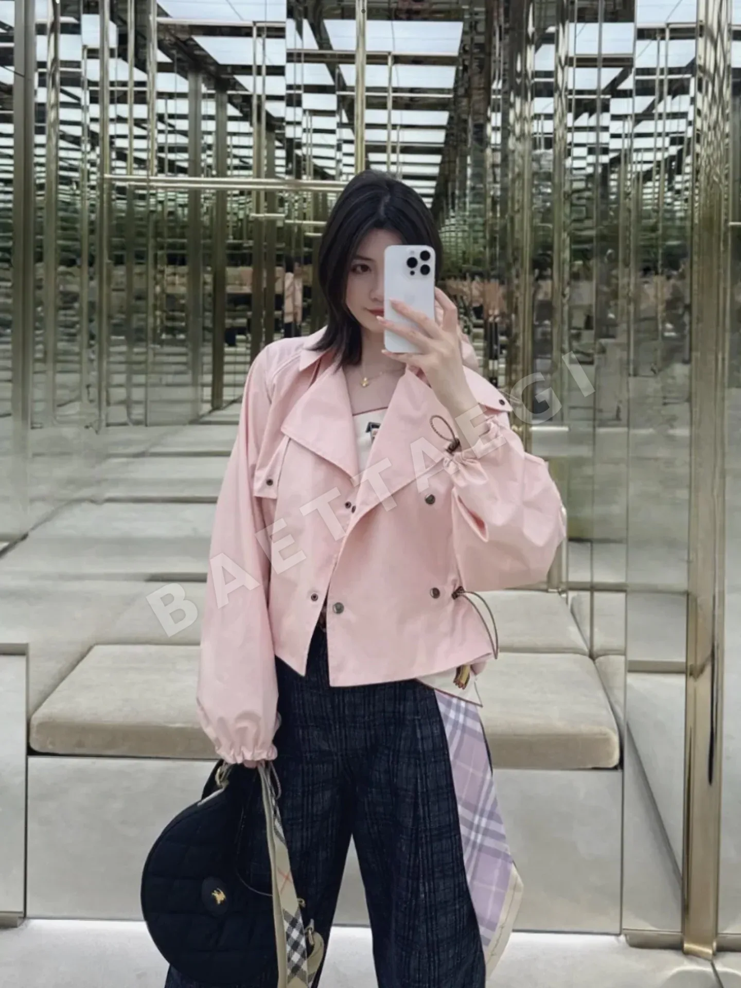 버버리 여성 자켓 상세 이미지 5