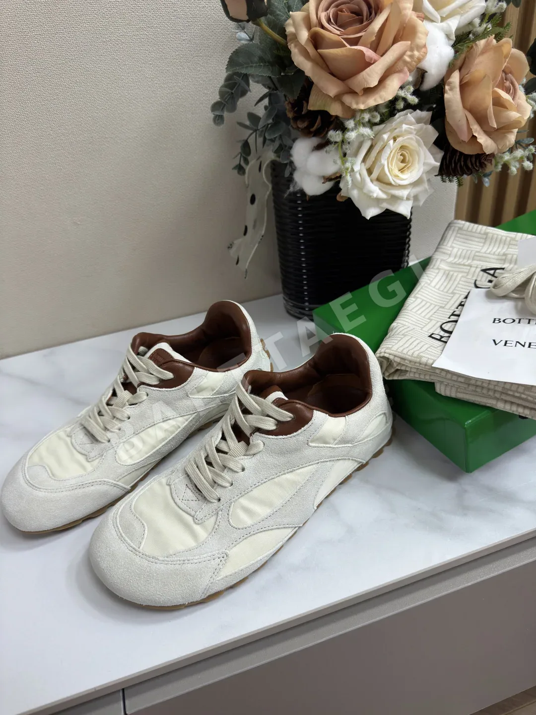 보테가베네타 오비트 플래시 레트로 여성 스니커즈 상세 이미지 4