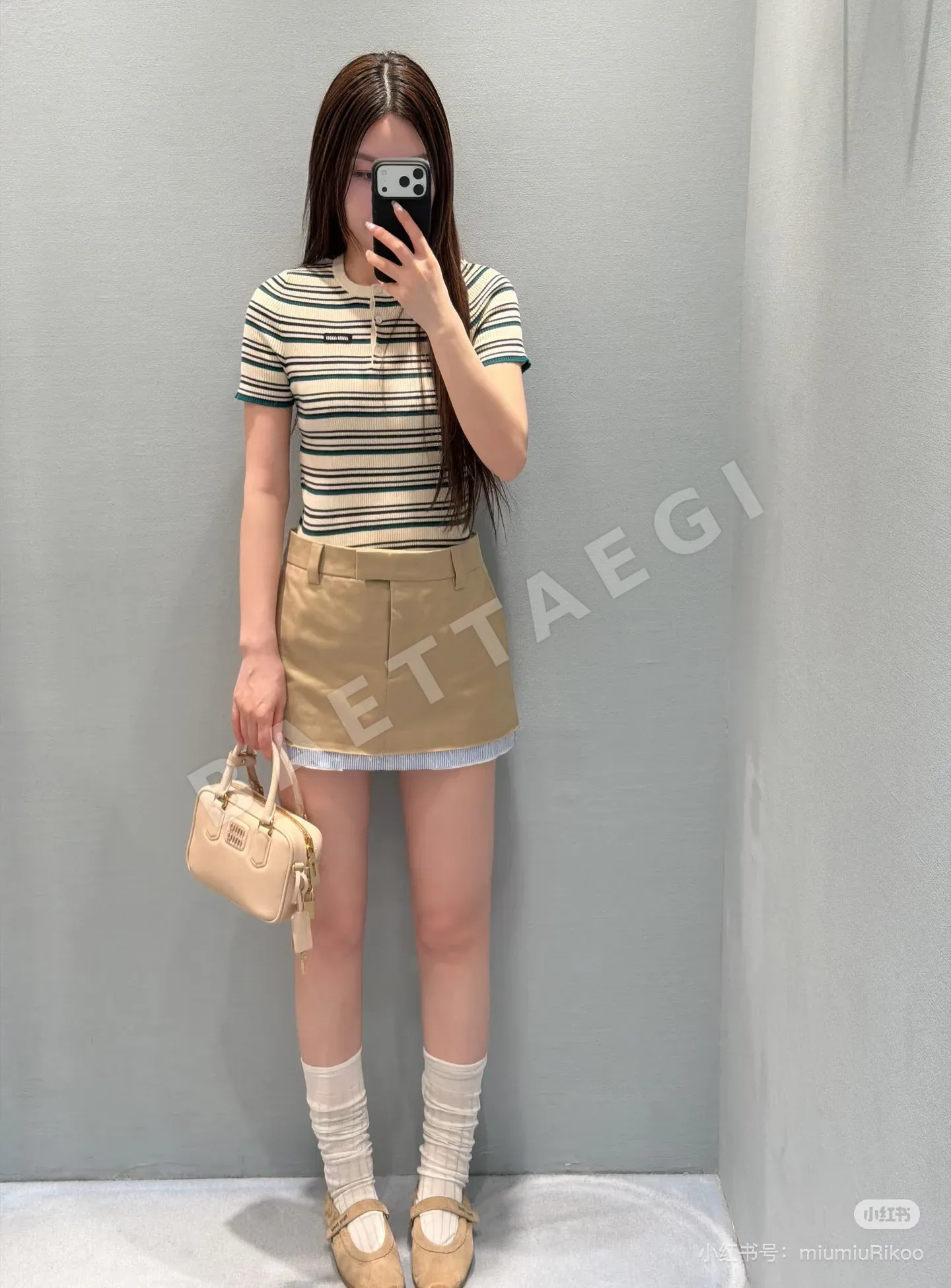 미우미우 슬림핏 캐시미어 반팔 티셔츠 상세 이미지 6