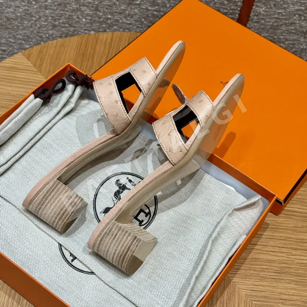 에르메스 오아시스 타조 가죽 하이힐 샌들 상세 이미지 2