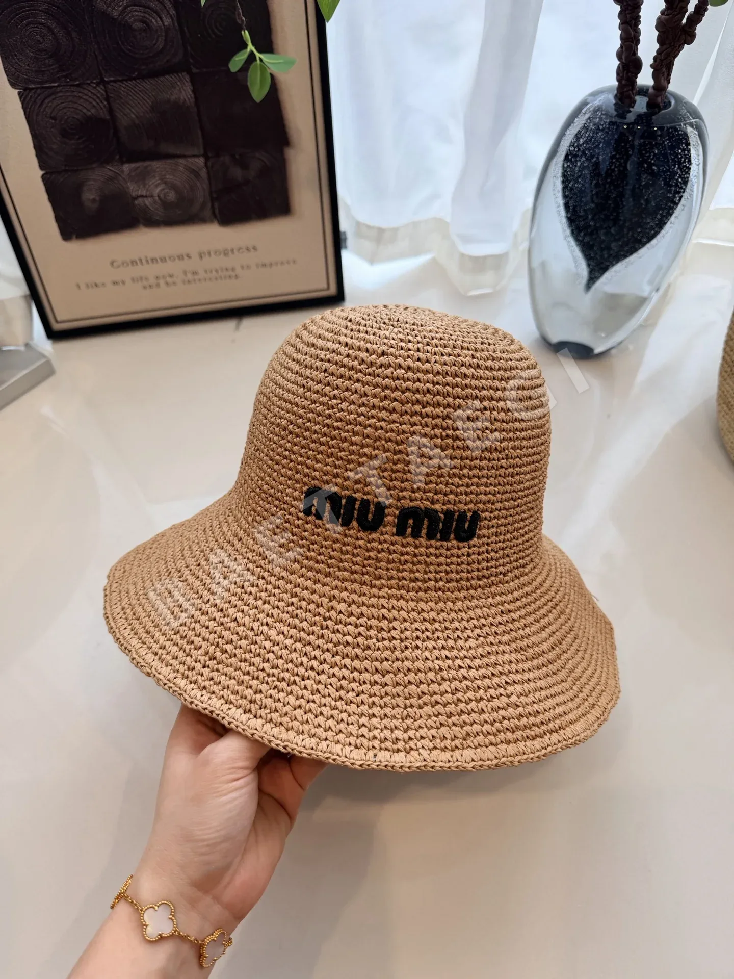 미우미우 스트로우 어부 모자 상세 이미지 3
