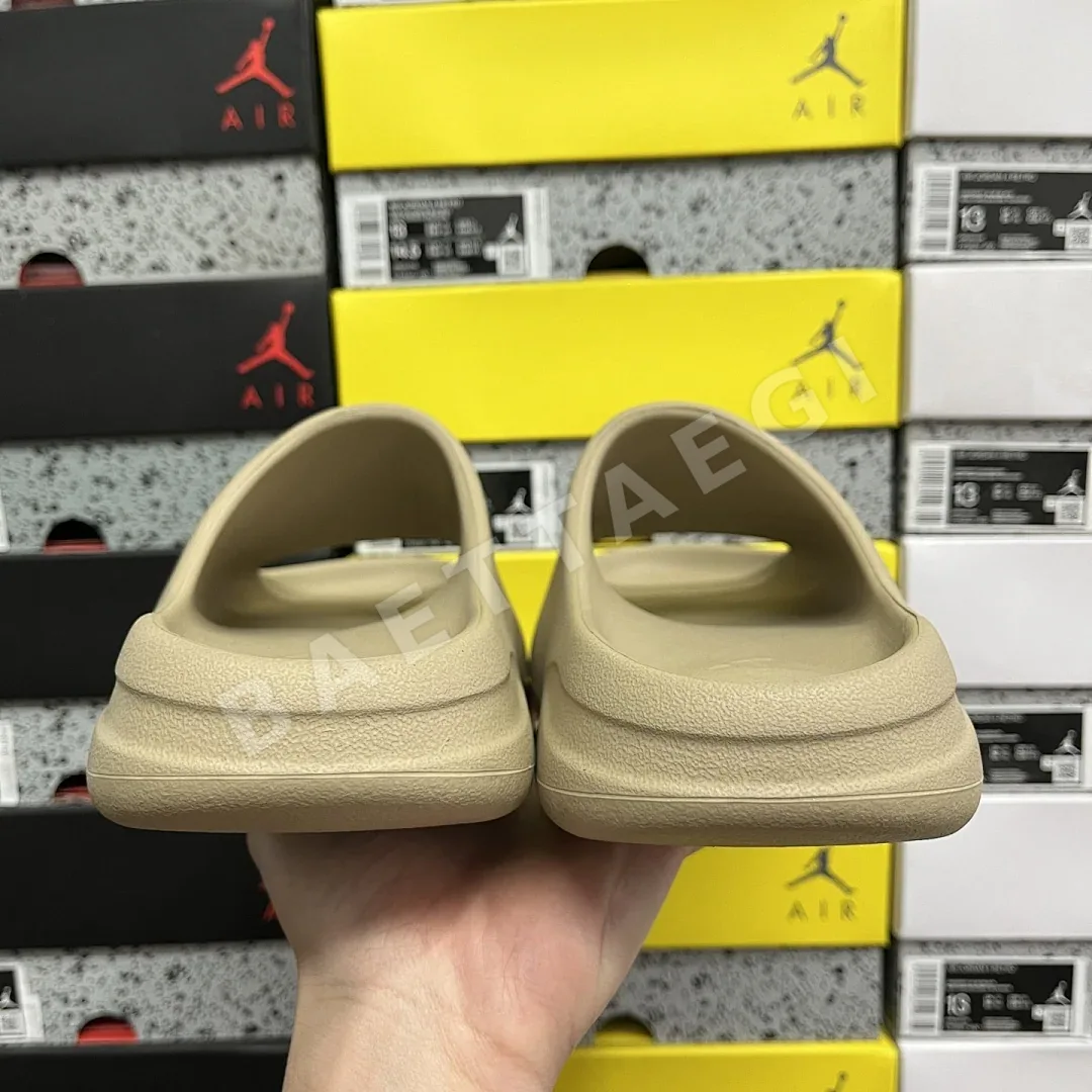 아디다스 이지 슬라이드 GW1934 200641 Adidas Yeezy Slide Resin 상세 이미지 8