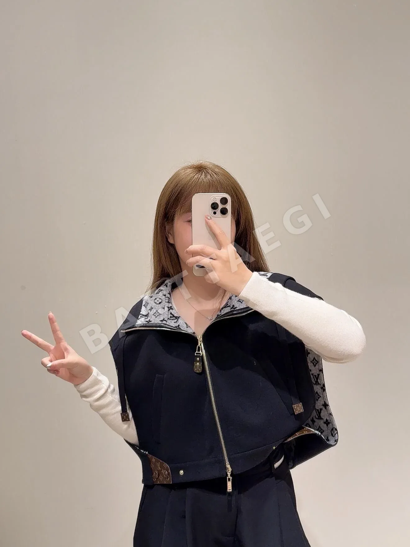 루이비통 캐시미어 블렌드 울 후드 베스트 상세 이미지 3