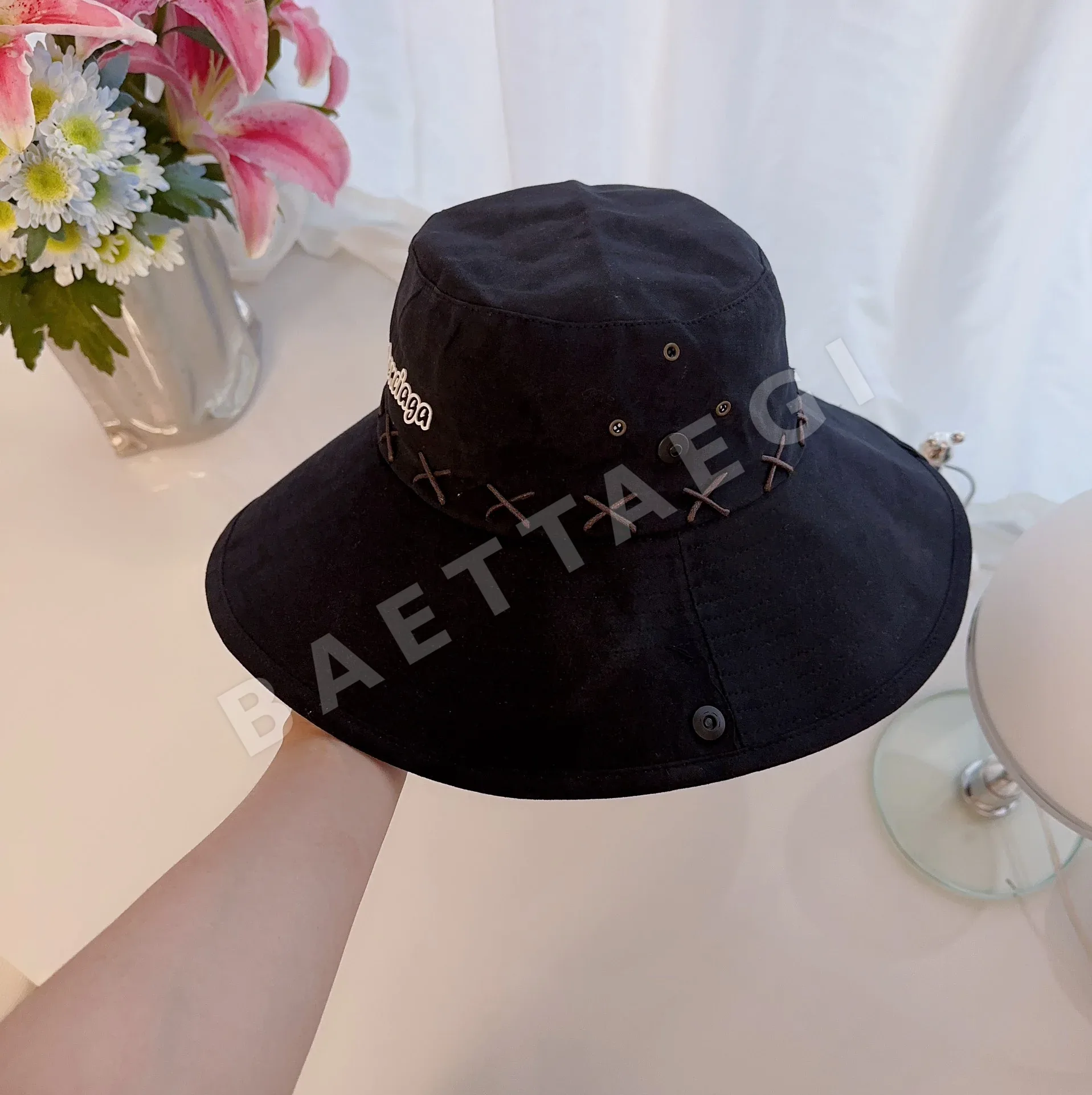 발렌시아가 카우보이 버킷햇 모자 상세 이미지 6