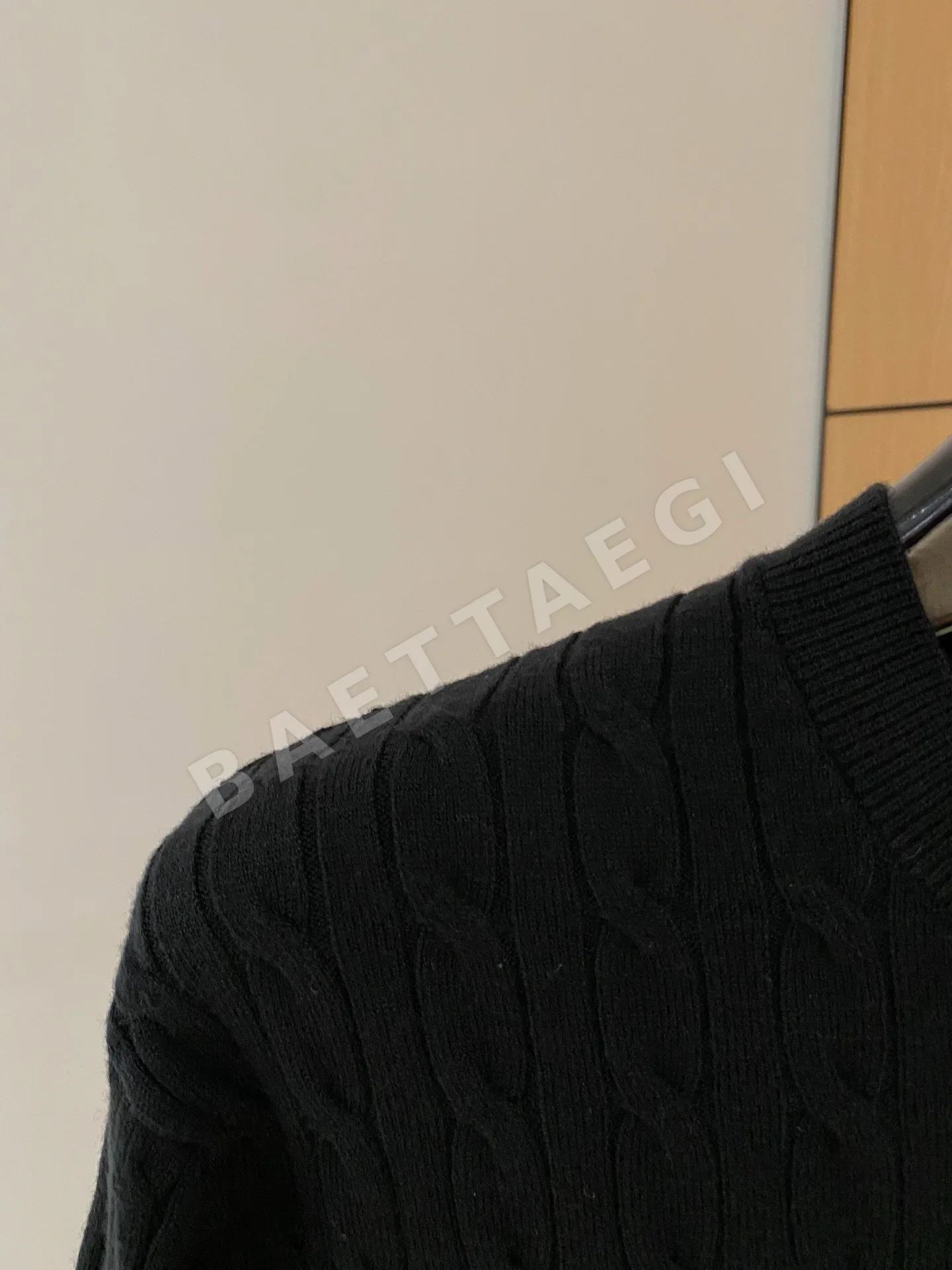 브루넬로쿠치넬리 남성 니트 상세 이미지 4