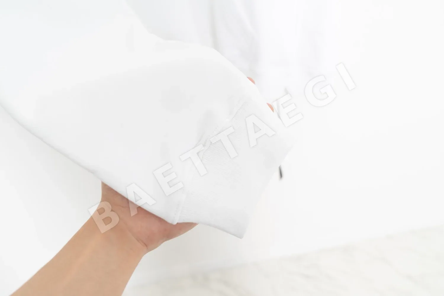 발렌시아가 BALENCIA 로고 프린트 후드 남성용 상세 이미지 7