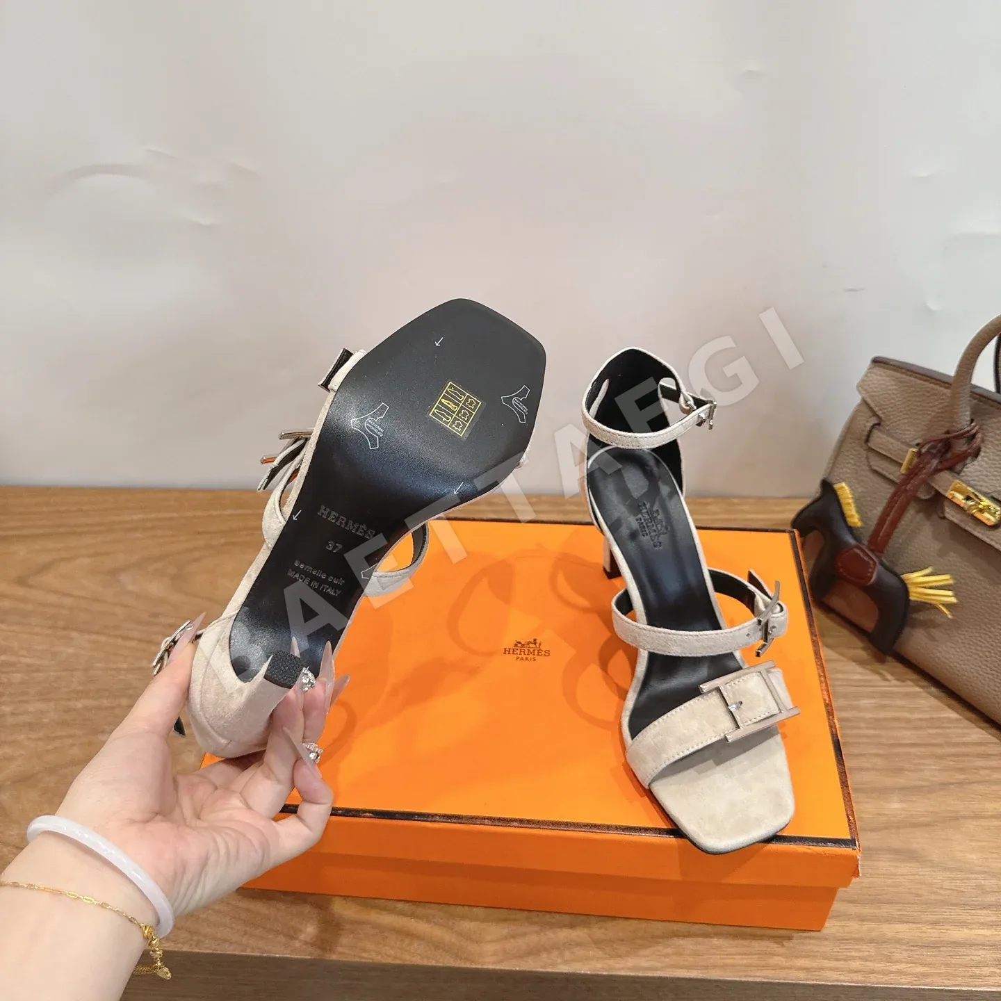 에르메스 리브 90 샌들(Hermès Liv 90 Sandal) 상세 이미지 9
