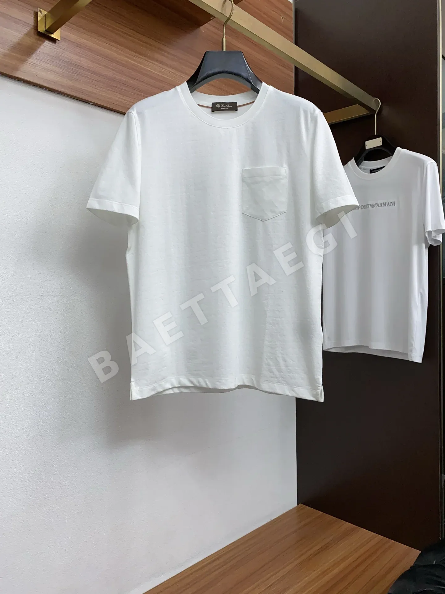 로로피아나 남성 반팔 48139