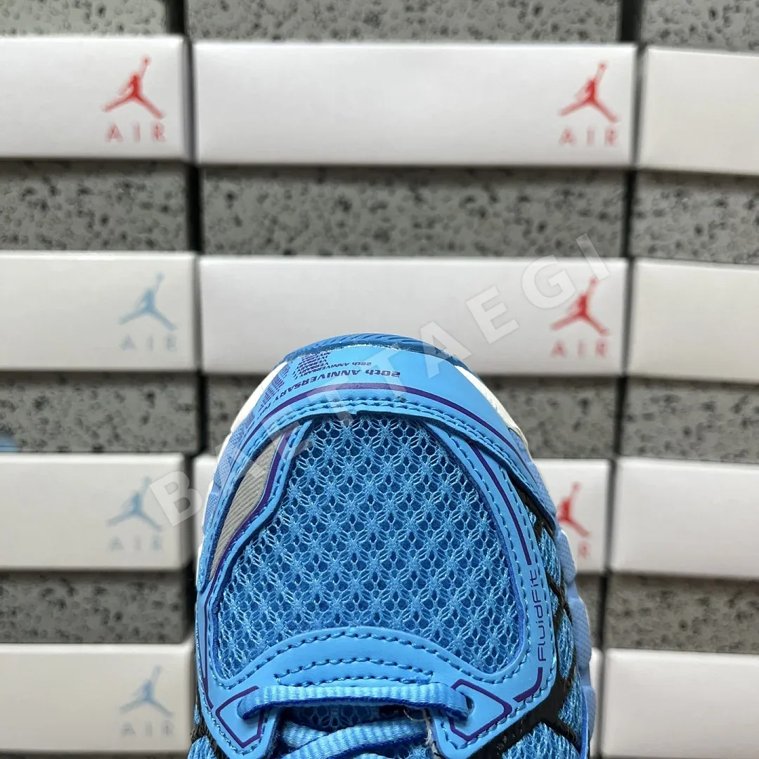아식스 [TOP] 젤 카야노 20 1203A621-400 200417 Asics Gel-Kayano 20 상세 이미지 4