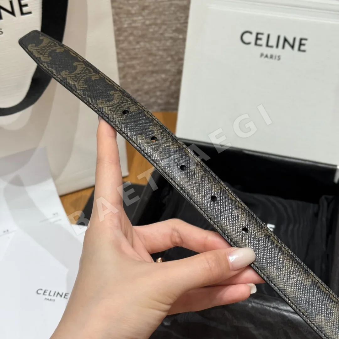 셀린느 TRIOMPHE 양면 가죽 벨트 상세 이미지 8
