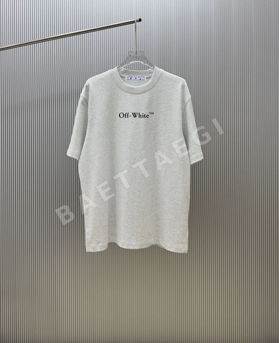 오프화이트 남성 반팔 87103