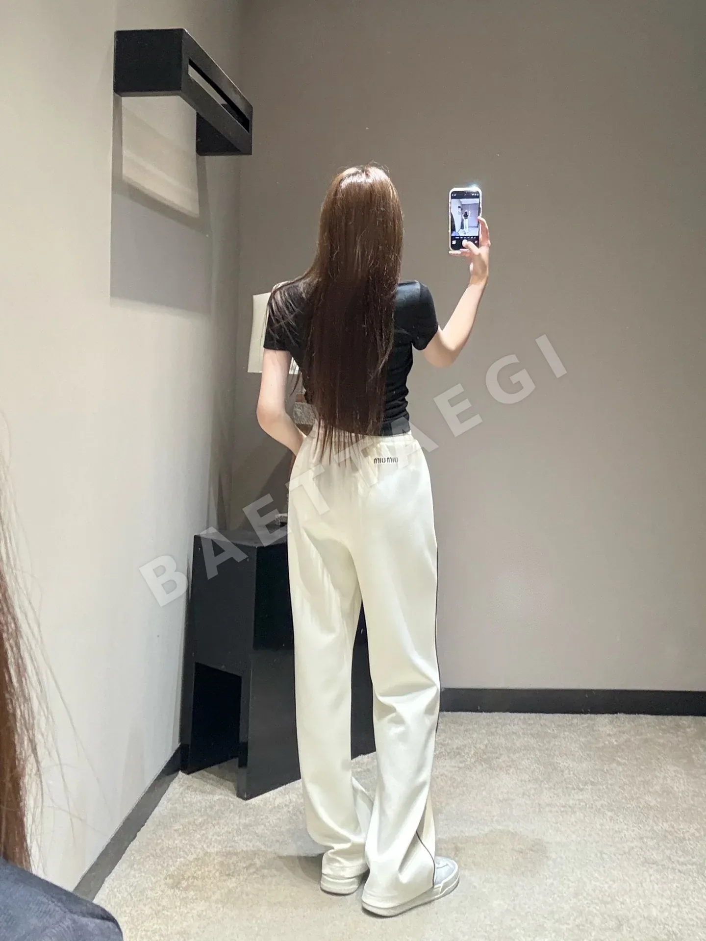 미우미우 와이드 레그 여성 바지 상세 이미지 7