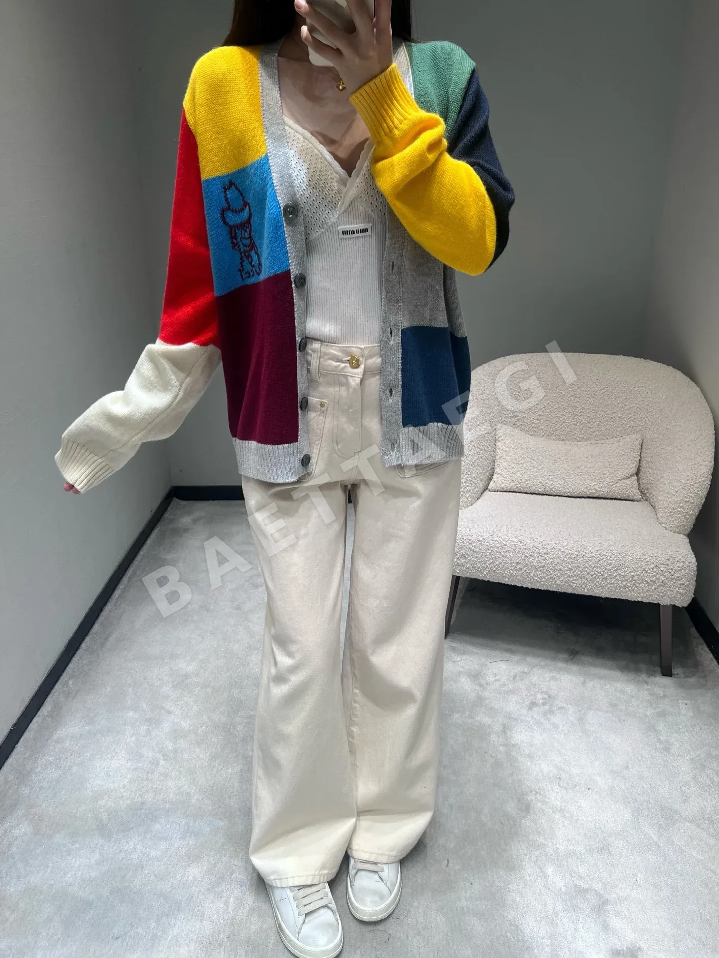 구찌 여성 가디건 91682