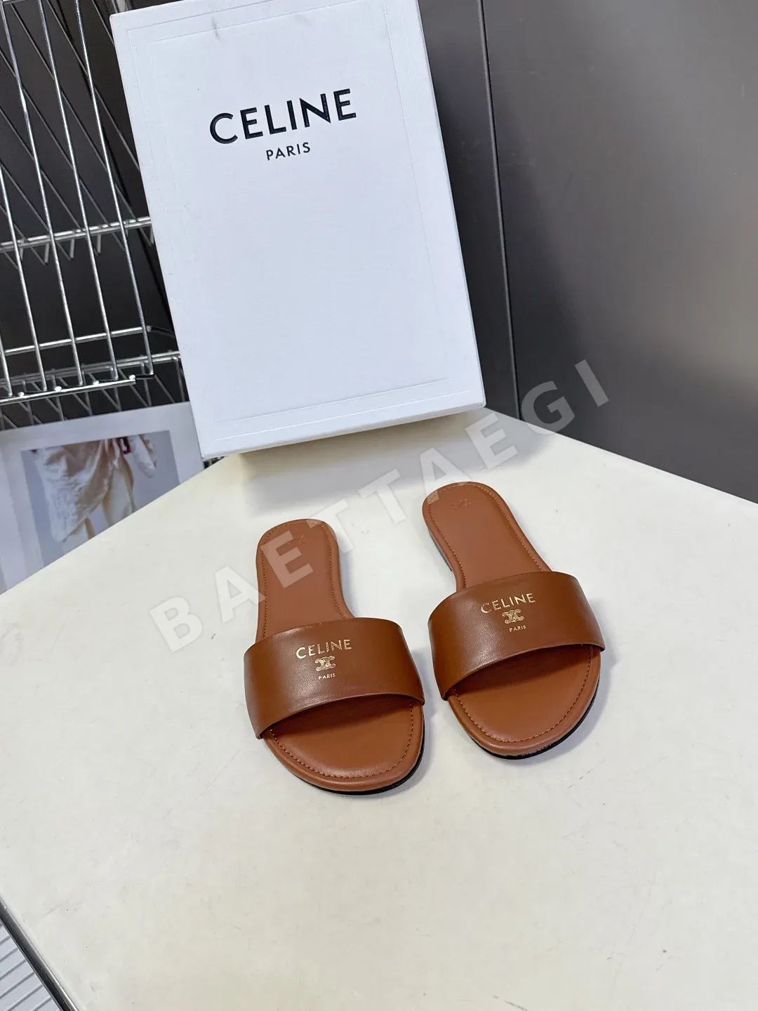 셀린느 빈티지 로마 샌들 98741