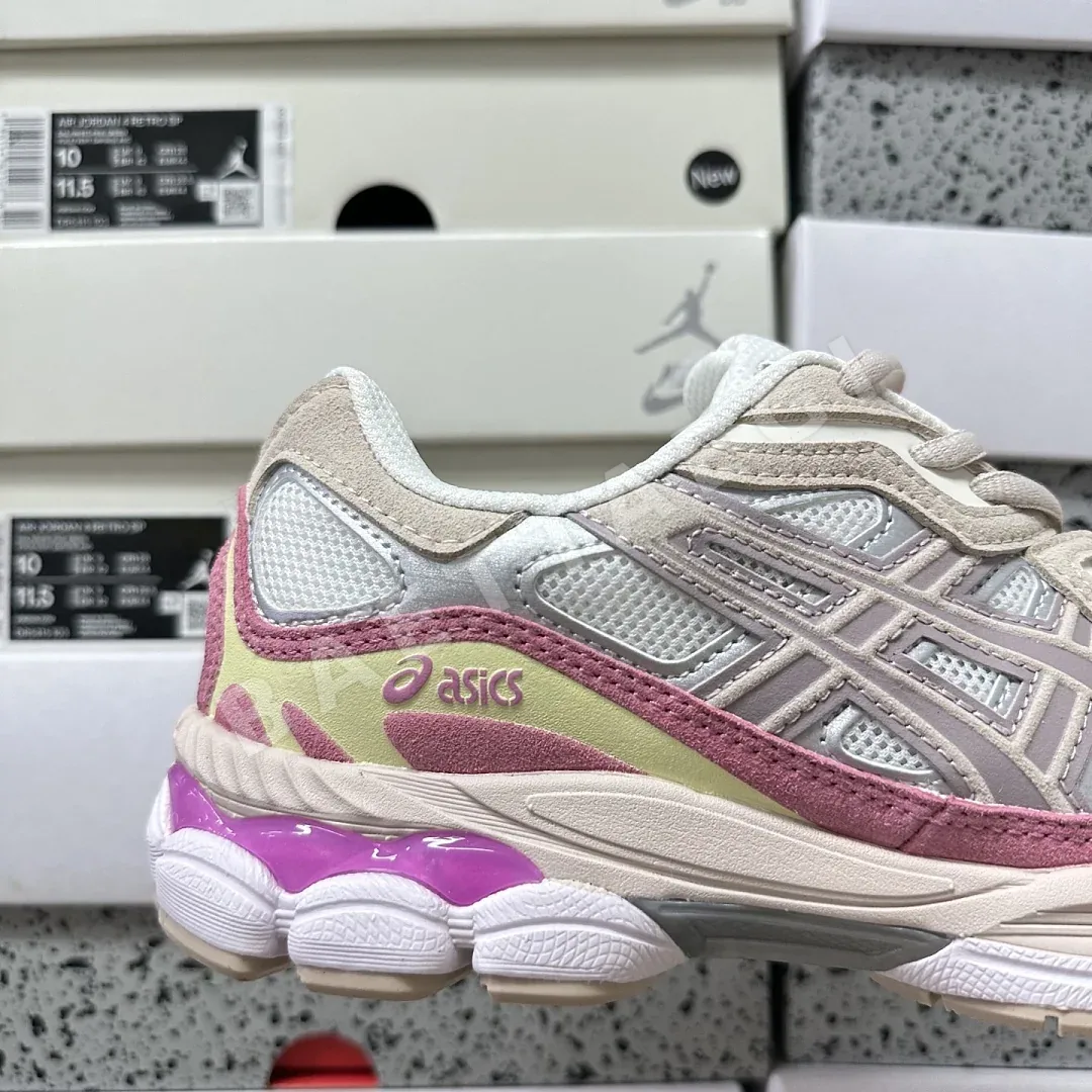 아식스 [WZ] 젤 NYC 1203A383-104 200394 Asics Gel-NYC Cream Mineral Beige Pink 상세 이미지 8