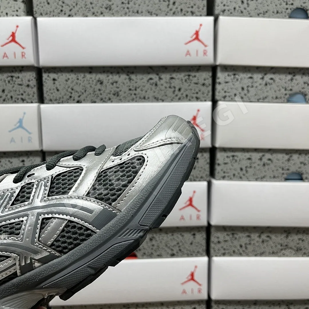 아식스 [VP] 젤 1130 1201A934-020 200550 Asics Gel-1130 Steel Grey Pure Silver 상세 이미지 2
