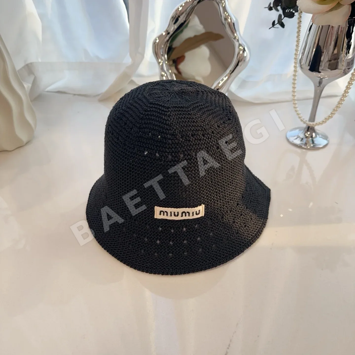 미우미우 아이스실크 니트 버킷 햇 상세 이미지 2