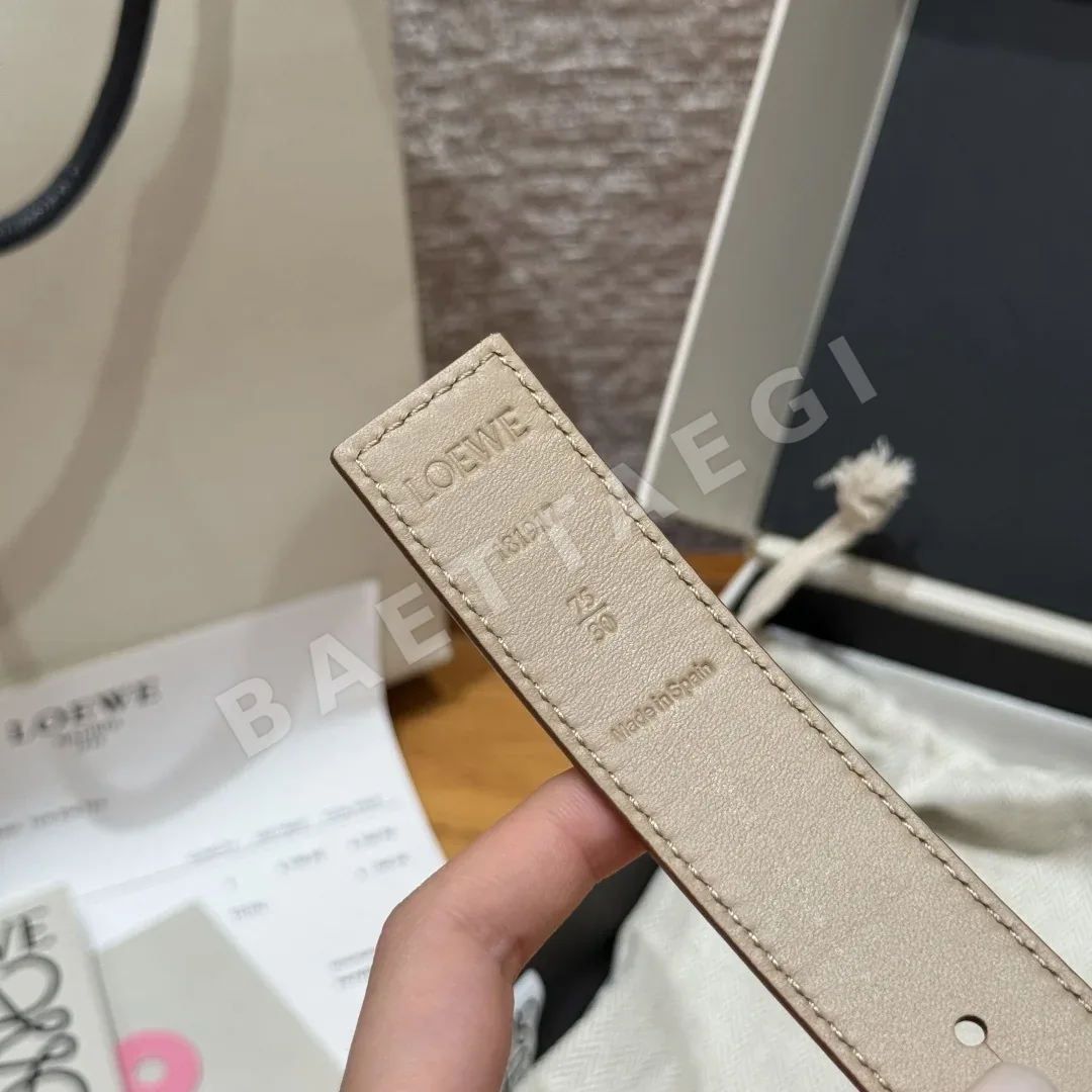 로에베 양면 가죽 벨트 2.8 cm 상세 이미지 9