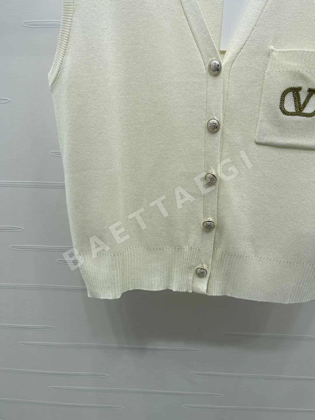 발렌티노 카라 장식 니트 베스트 여성 자켓 상세 이미지 5