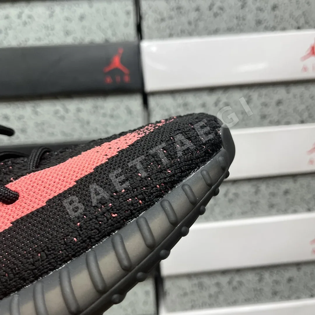 아디다스 [R] 이지 부스트 350 V2 BY9612 200740 Adidas Yeezy Boost 350 V2 상세 이미지 2