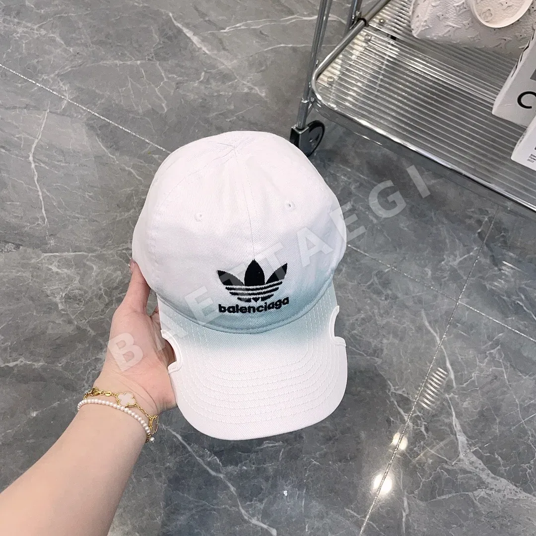 발렌시아가 코튼 자수 베이스볼 모자 상세 이미지 8