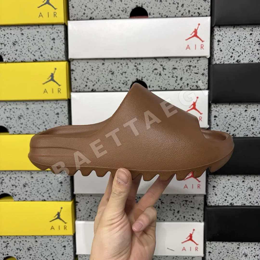 아디다스 [LW] 이지 슬라이드 FZ5896 200624 Adidas Yeezy Slide Flax 상세 이미지 3