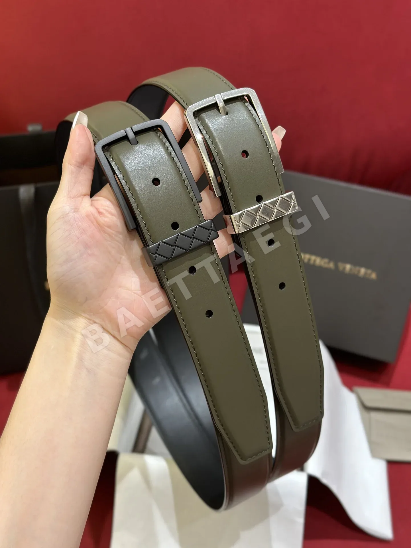 보테가베네타 송아지가죽 벨트 175094