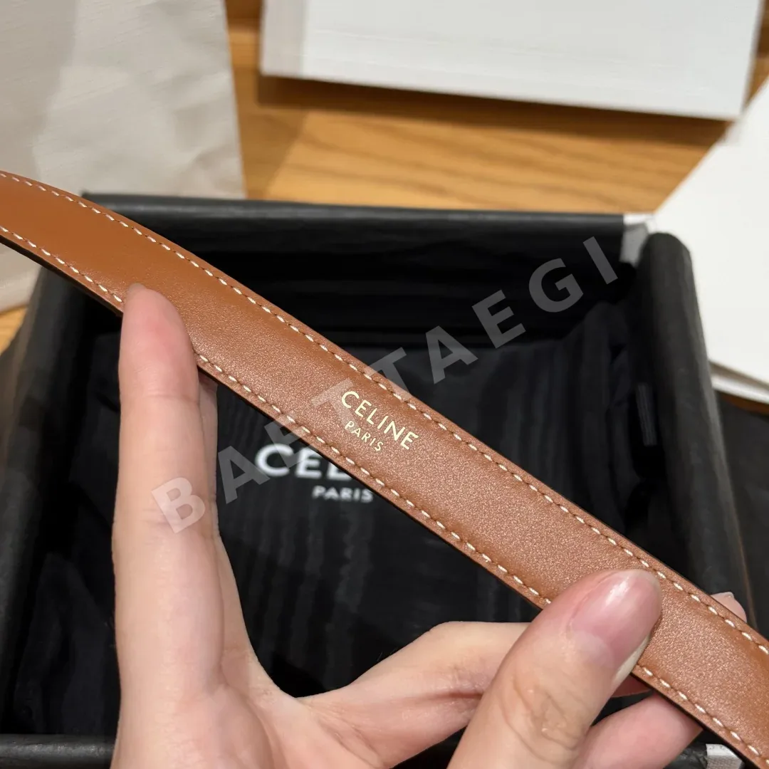 셀린느 개선문 금장 소가죽 여성 벨트 상세 이미지 8