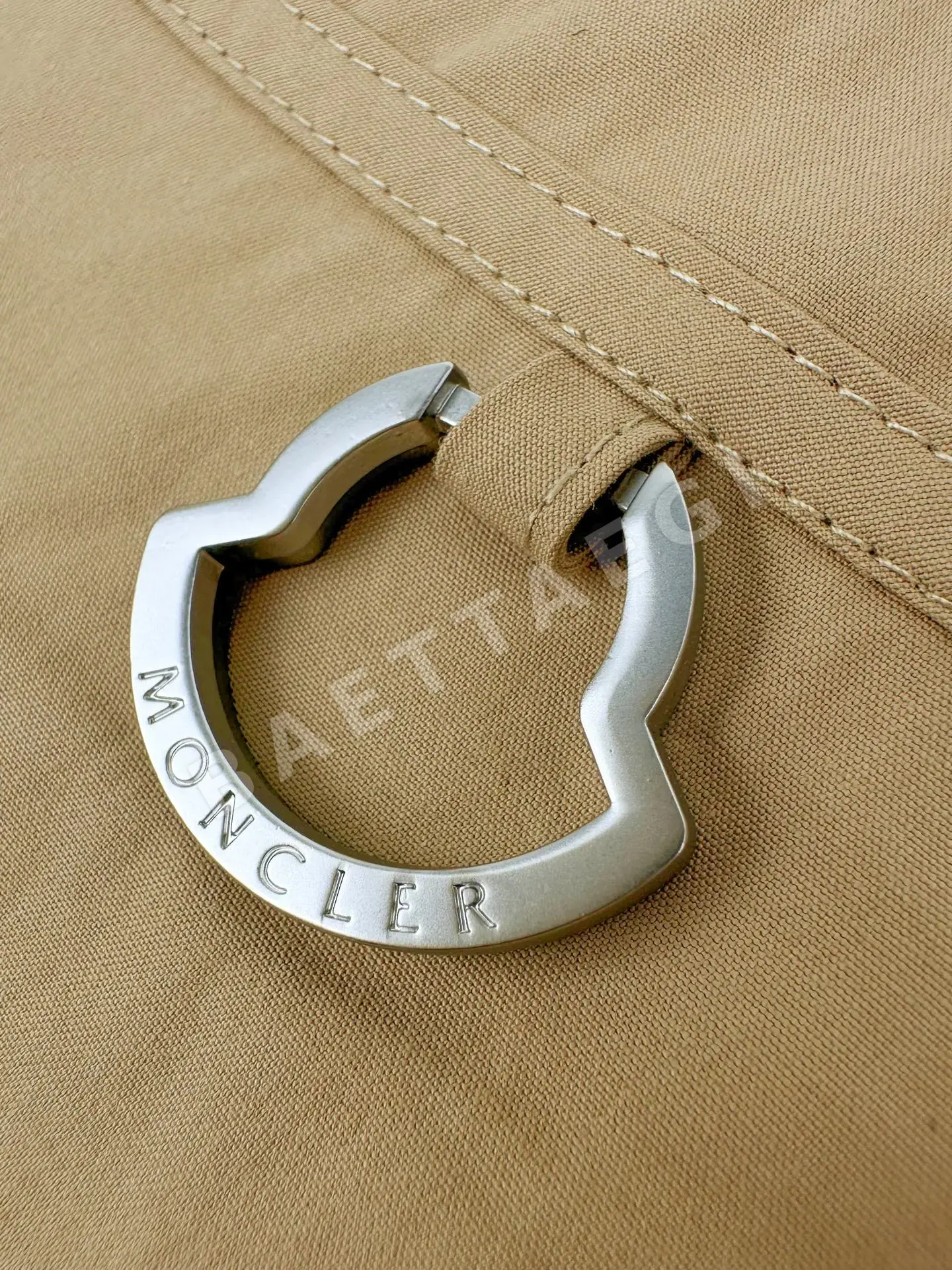몽클레르 남성 기능성 면 로고 지퍼 자켓 상세 이미지 8