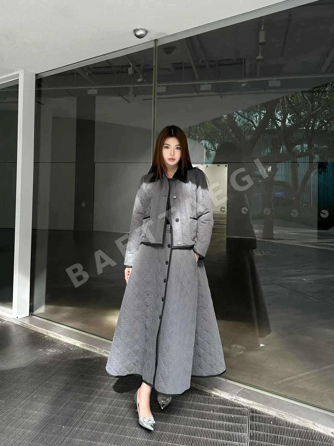 디올 여성 미들길이 스커트 50330