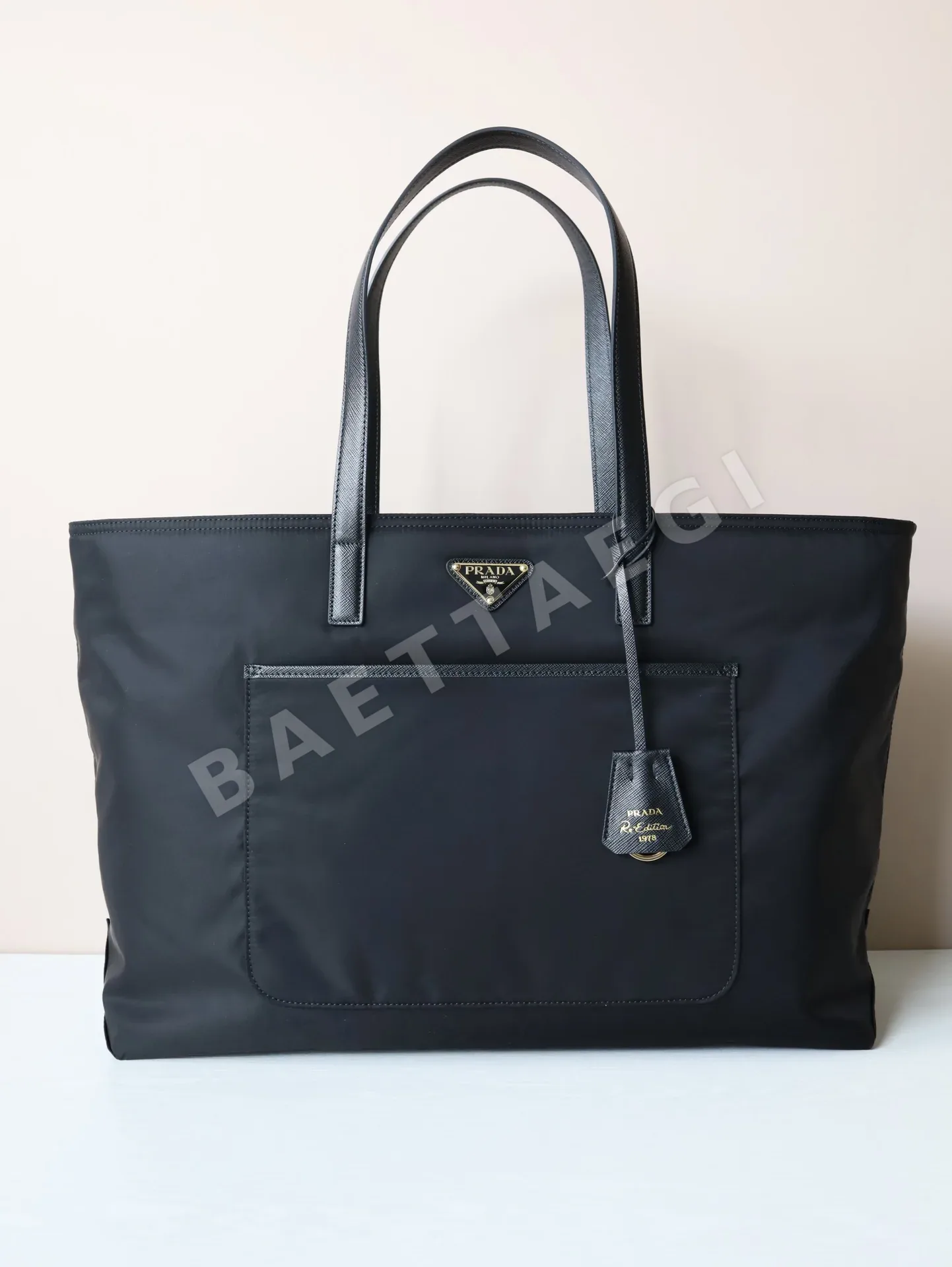 프라다 나일론 토트백 1BG527