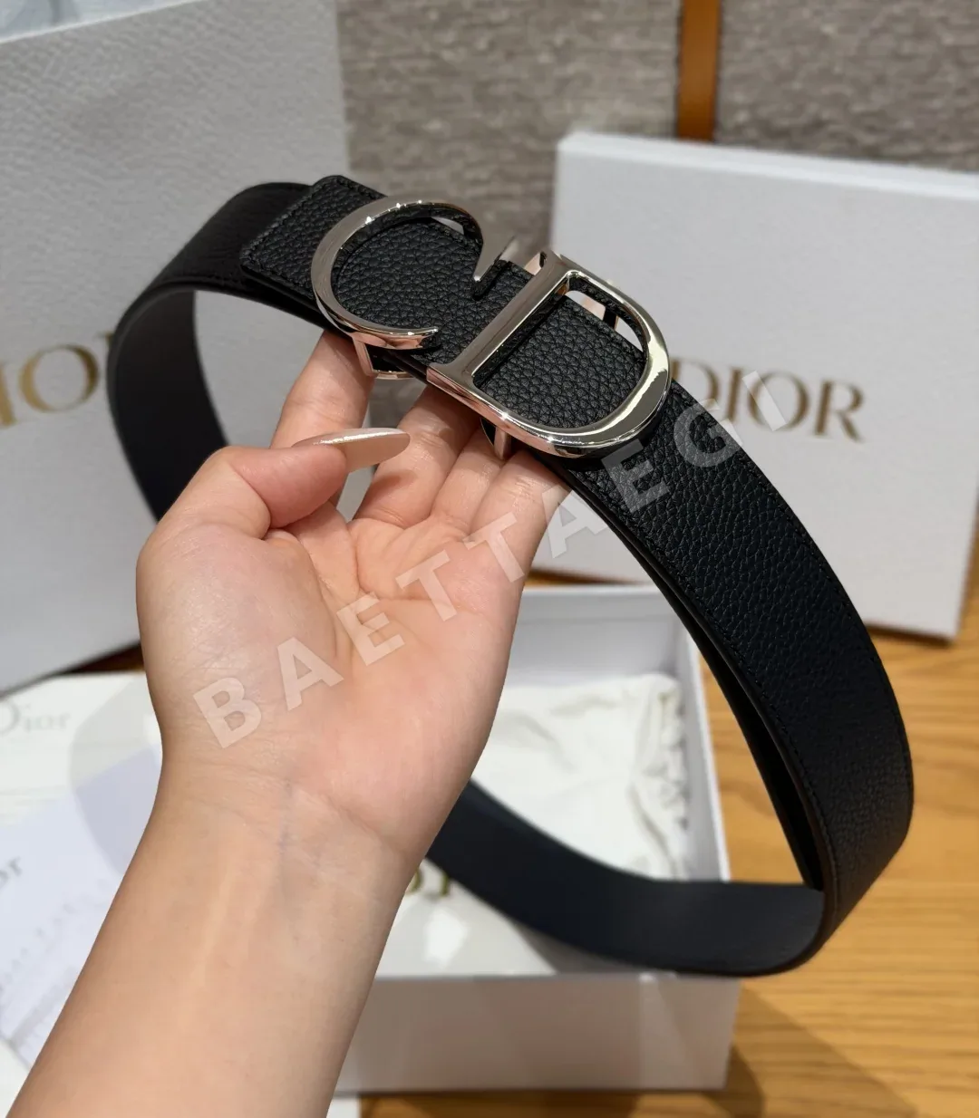 디올 디종 30 몽테뉴 리버시블 소가죽 벨트 상세 이미지 4