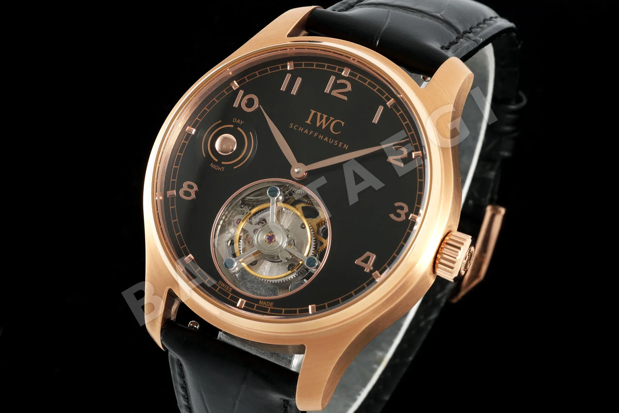 IWC 포르투기저 투르비용 시계 상세 이미지 3