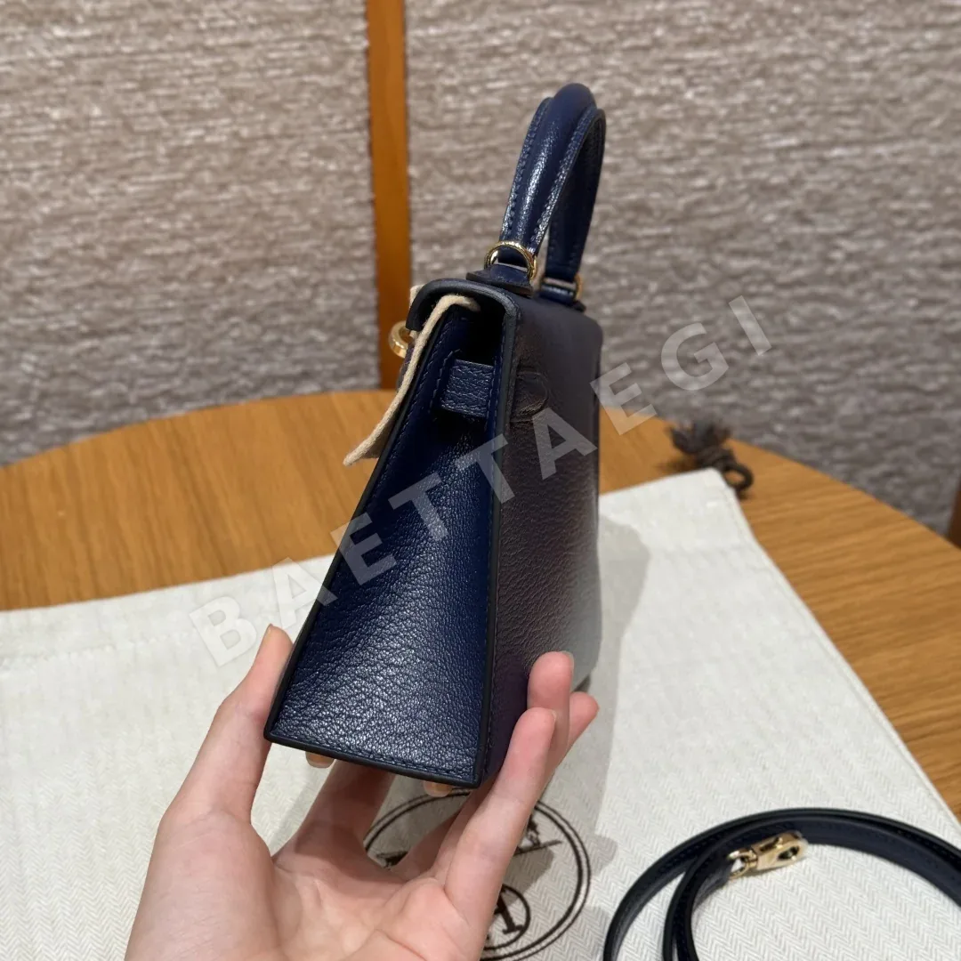 에르메스 켈리 미니 2 사파이어 블루 염소가죽 가방 상세 이미지 3