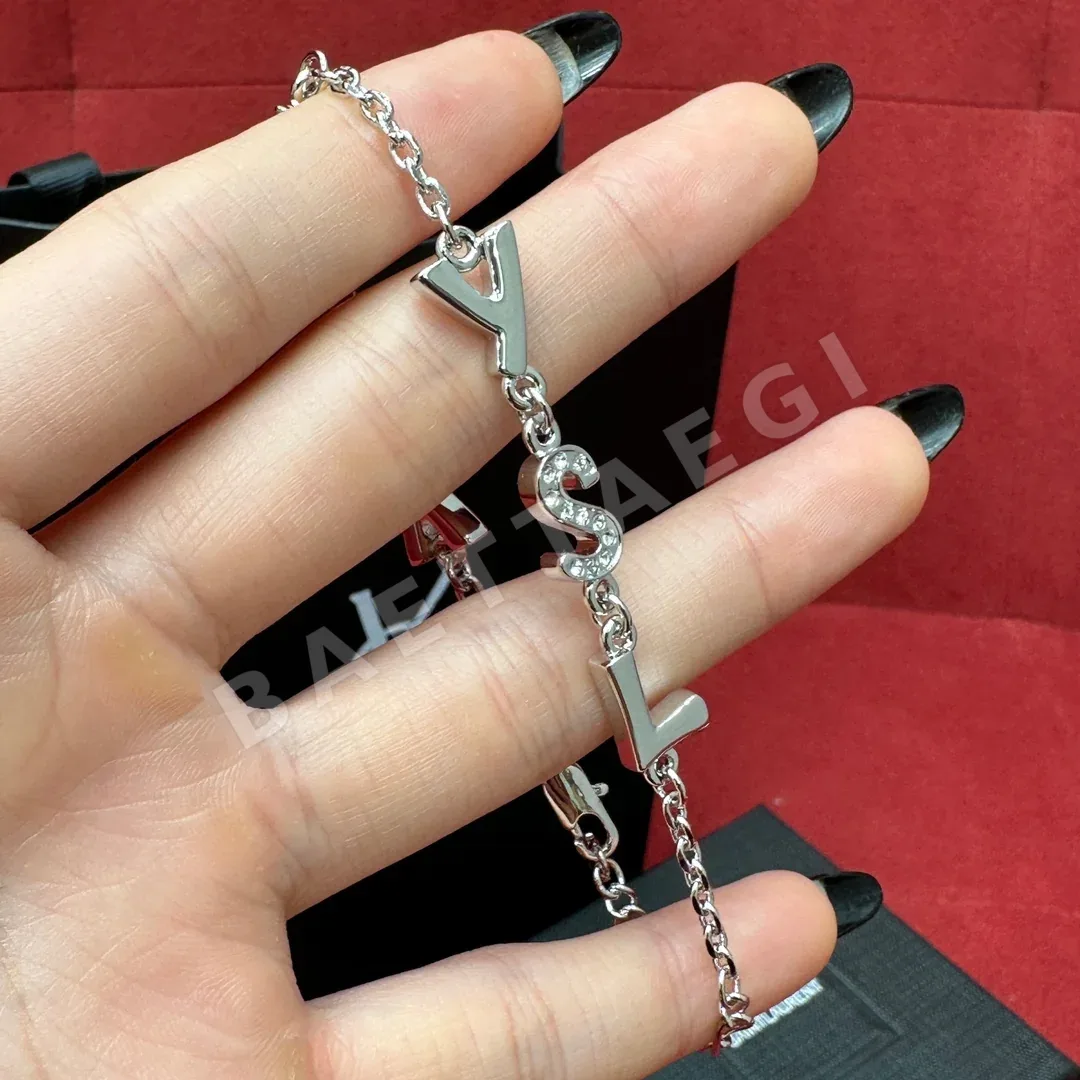 생로랑 다이아몬드 S 엠블럼 목걸이 상세 이미지 3
